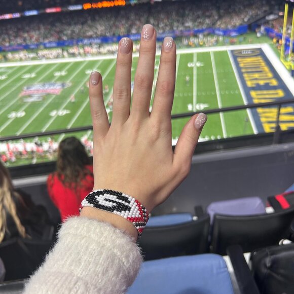 Georgia bead bracelet, handmade, adjustable length, gameday - Picture 2 of 8